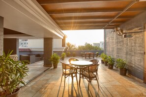 Bar (on property) - Hotel Span International (Kanayannur)