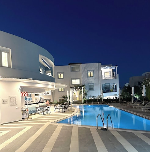 Evdokia Suites