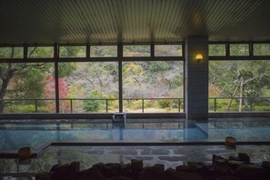 ห้องอาบน้ำสาธารณะ