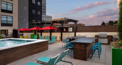 Tru by Hilton Nashville Downtown Convention Center