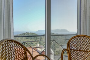 Apartment | Wohnzimmer | LCD-Fernseher