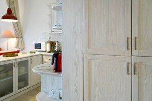 Appartement | 1 chambre, bureau, fer et planche à repasser, accès au Wi-Fi (inclus)