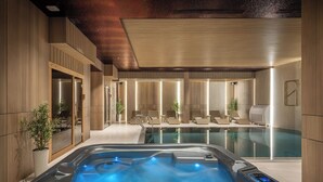 Indoor pool - PLATINUM hotel & spa (Sarajevo)