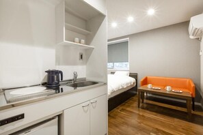Standard Twin Room | Premium bedding, down duvets, individually furnished, desk - kyonoyado EN (Kyoto)