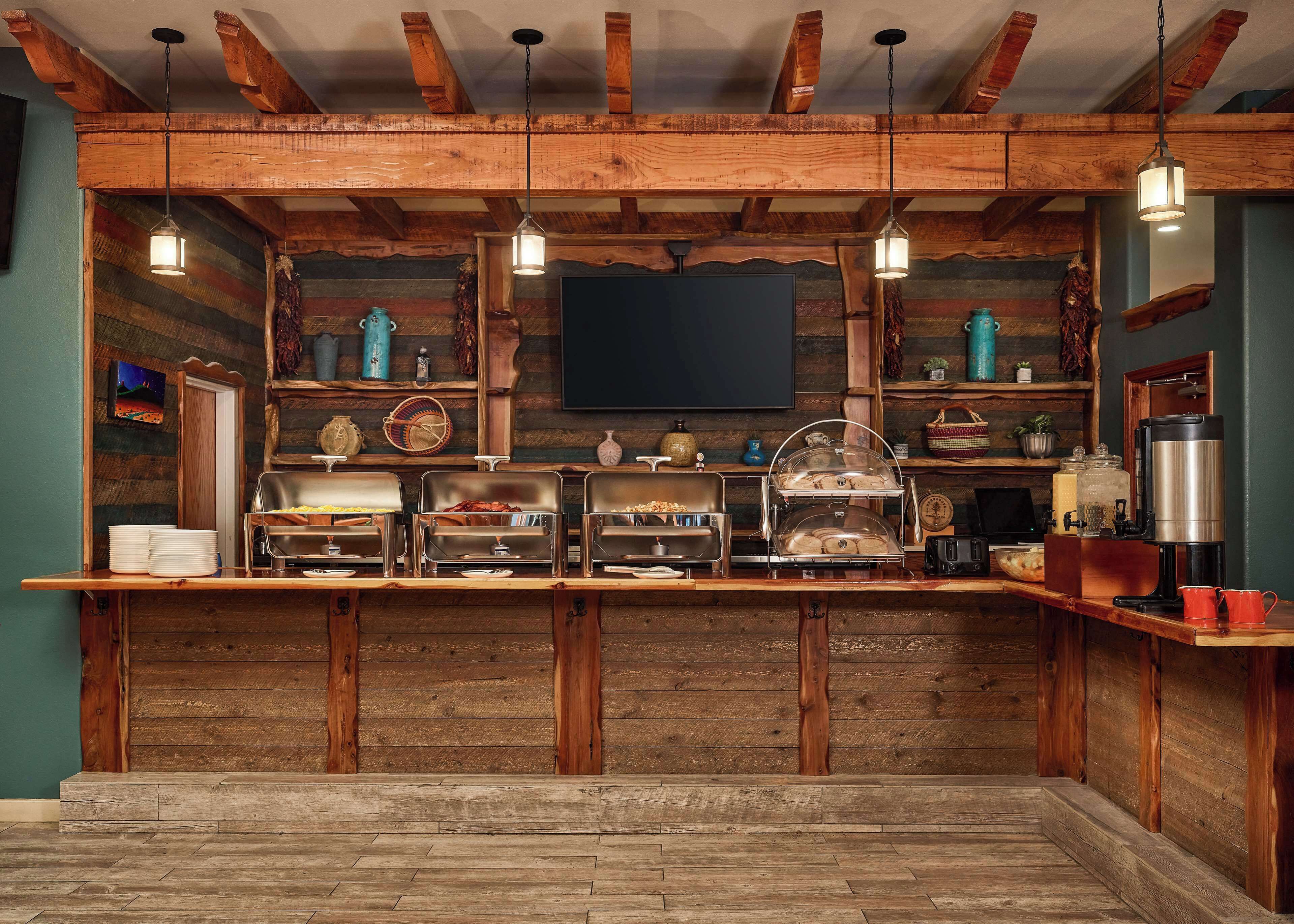 Daily full breakfast for a fee