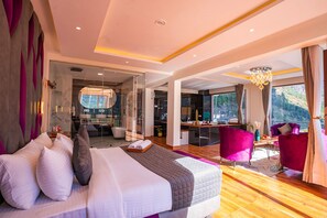 Presidential Suite | 1 habitación, escritorio y espacio para trabajar con laptop 