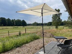 Premium-Suite, barrierefrei, Gartenblick | Terrasse/Patio