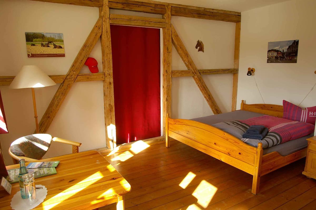 Tweepersoonskamer | 1 slaapkamer, individueel gedecoreerd, gratis wifi, beddengoed