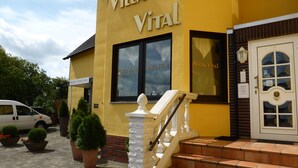 Unclassified image, 3 of 44, button - Hotel Villa Vital (Munster im Heidekreis)
