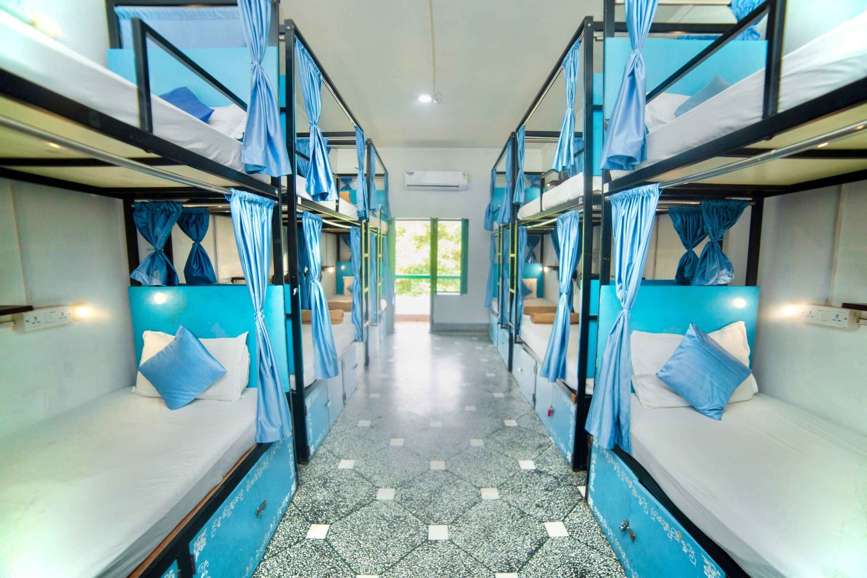 Superior 14 Bed Mixed AC Dorm | Iron/ironing board, free WiFi, bed sheets