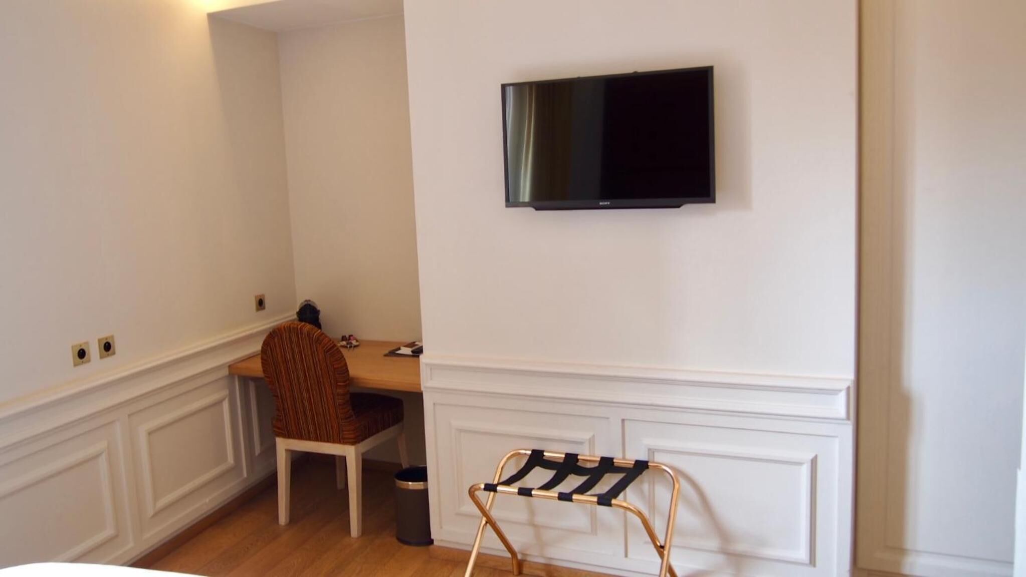 individually decorated, individually furnished, desk, blackout curtains