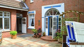 مدخل المنشأة