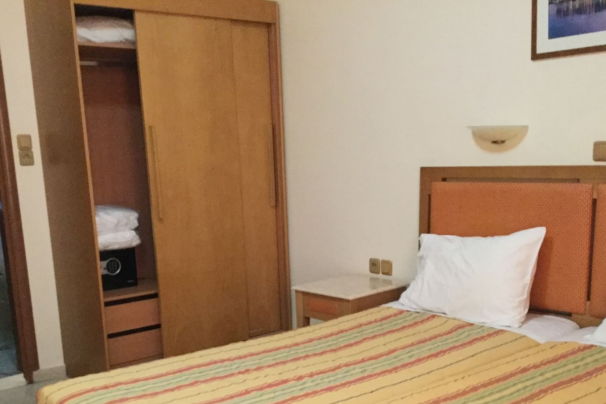客房內保險箱  、隔音、熨斗/熨衣板、免費無線上網