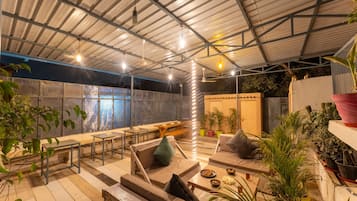 Daily continental breakfast (INR 299 per person)