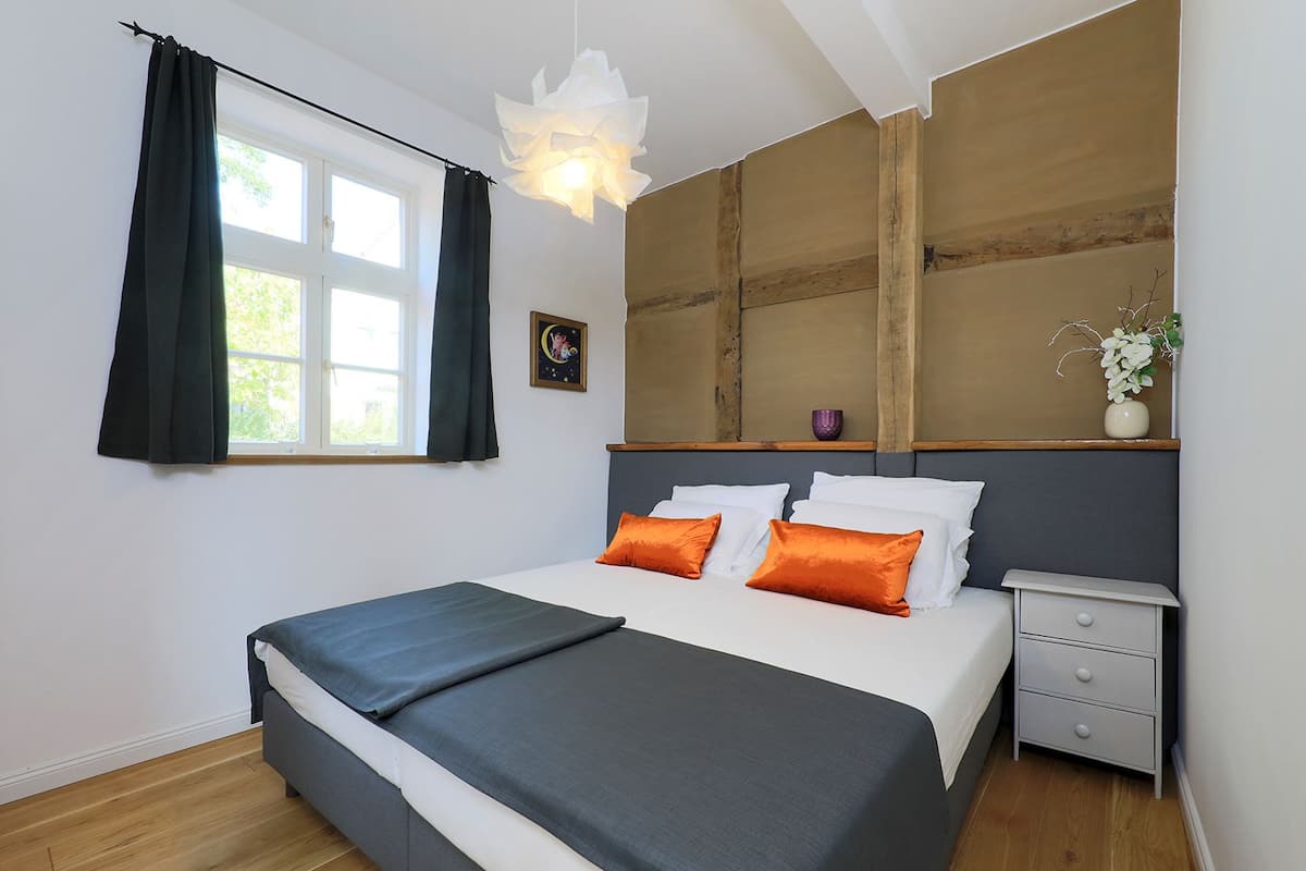 Apartment, 1 King Bed | In-room safe, cribs (surcharge), WiFi (free), individually decorated