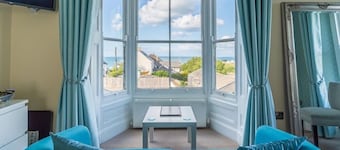 Rooms at The Highcliffe
