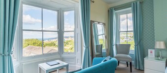 Rooms at The Highcliffe