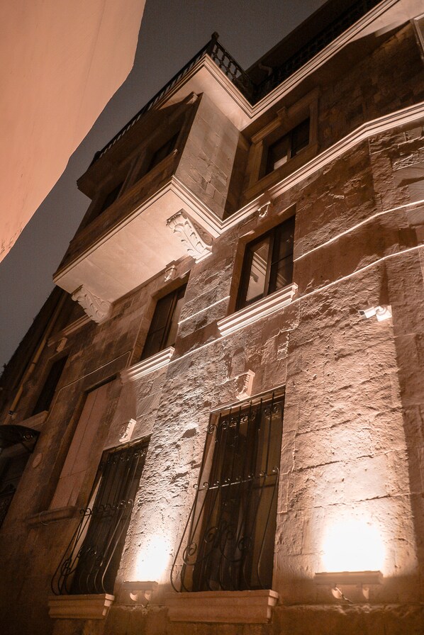 Front of property - evening/night