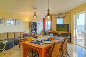 Apartment, 2 Bedrooms | In-room dining - Picus Apartment (Kas)