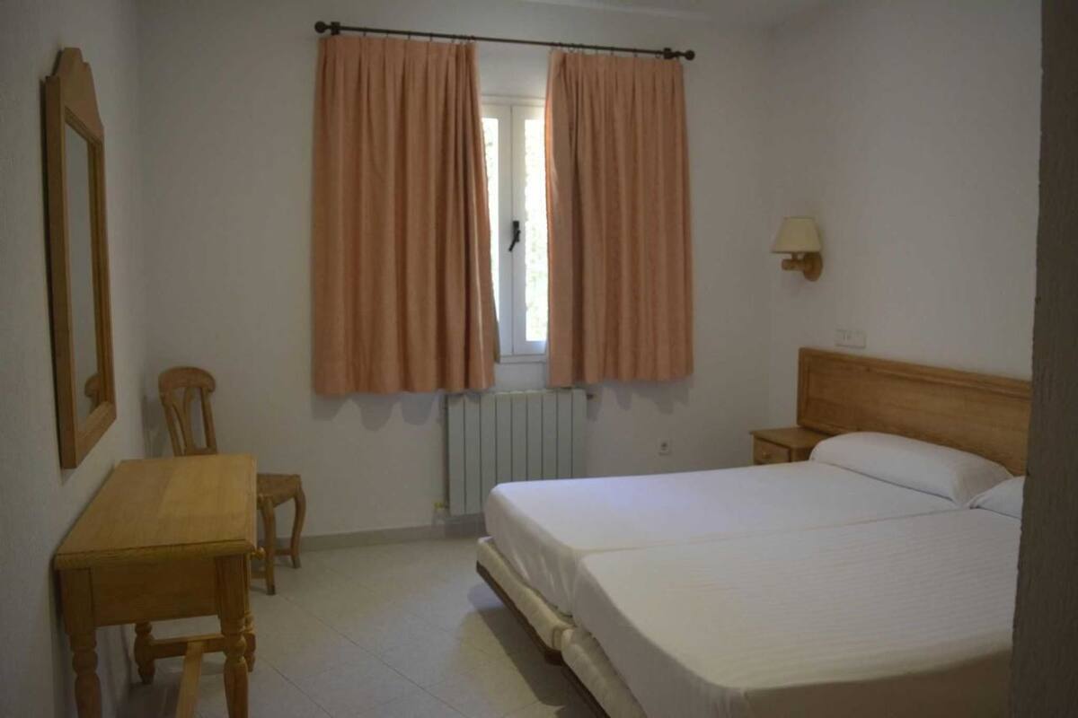 In-room safe, desk, soundproofing, free cots/infant beds