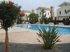 Outdoor pool - Jolie Villa (Sotira)