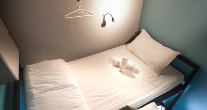 Vibrant Hostel