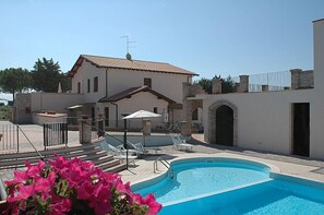 Piscina stagionale all'aperto