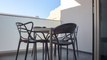 Apartment | Terrace/patio