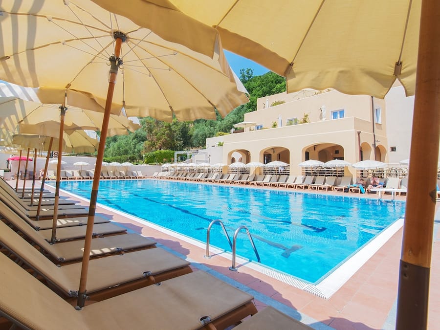 2 outdoor pools, pool umbrellas, sun loungers