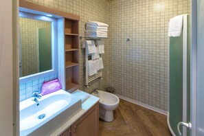 Bathroom - Il Villaggio di Giuele (Finale Ligure)