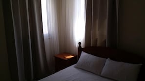 2 bedrooms, individually decorated, individually furnished - Aegina Apartment (Paralimni)