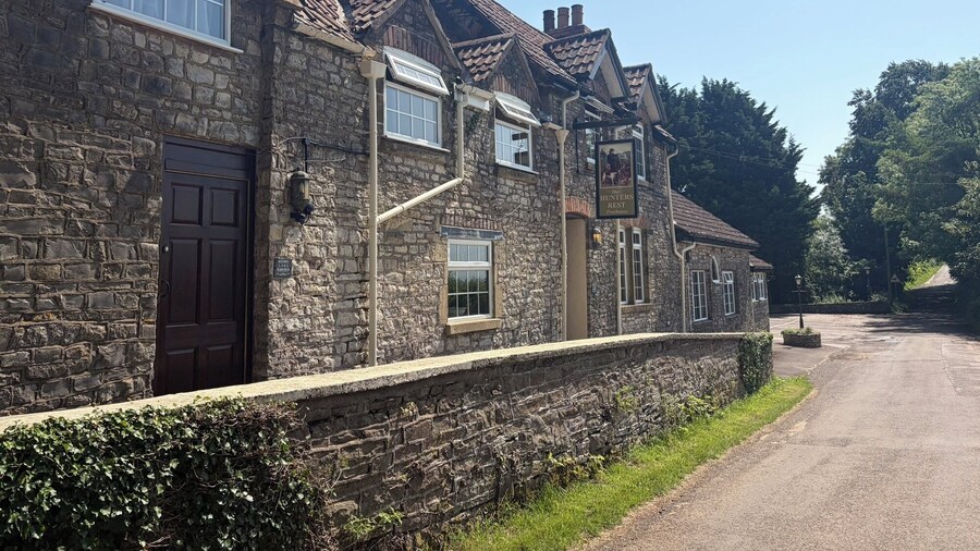 Hunters Rest Inn