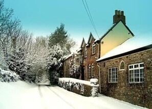 Exterior - Hunters Rest Inn (Bristol)
