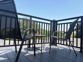 Classic Double Room with Balcony (Room 5) | Balkoni