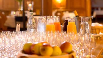 Petit déjeuner buffet compris tous les jours