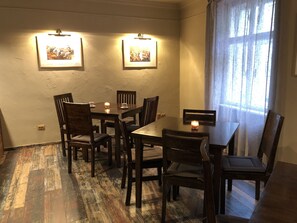 Reception - Poet Pastior Residence (Sibiu)
