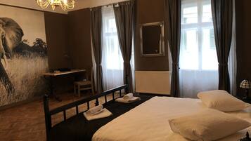 Superior Suite, 1 King Bed with Sofa bed | 1 bedroom, individually decorated, individually furnished