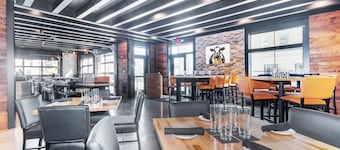 Cobblestone Hotel and Suites Janesville