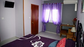 Cunas gratuitas, wifi gratis y ropa de cama