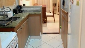 Apartment, Multiple Beds | Private kitchen - Rio Estate Apartamento 608 (Rio de Janeiro)