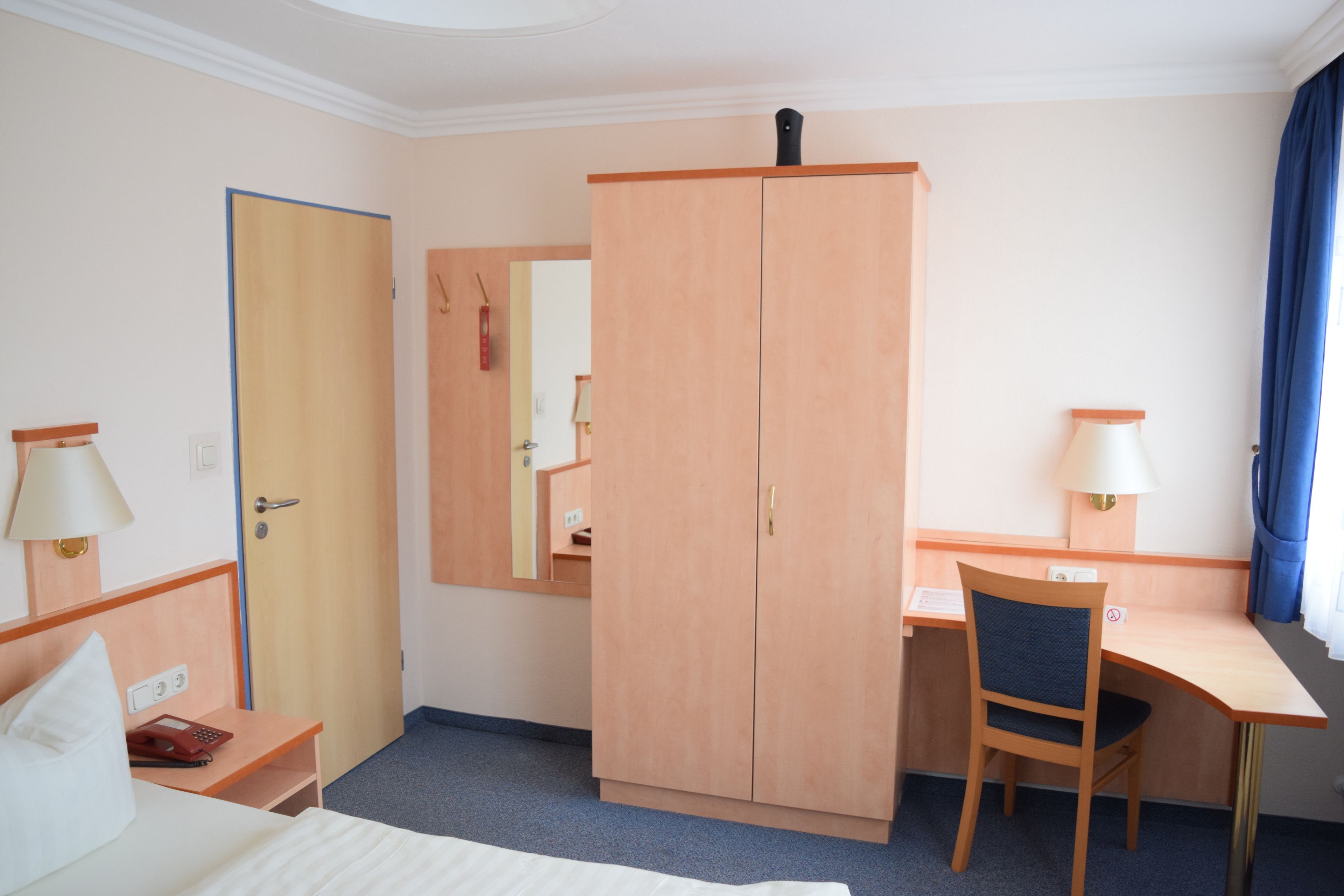 classic double or twin room | individually furnished, desk, blackout curtains, iron/ironing board