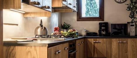 Apartment, 2 Bedrooms | Interior