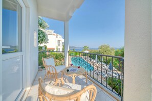 Villa, 4 Schlafzimmer | Balkon