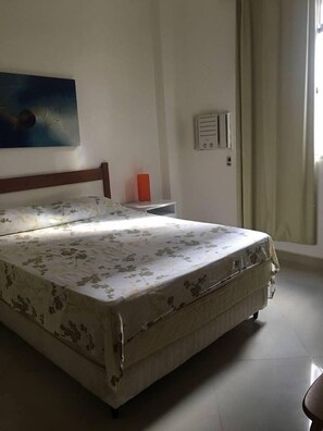 Apartamento | 2 quartos, ferros/tábuas de passar roupa, Wi-Fi de cortesia