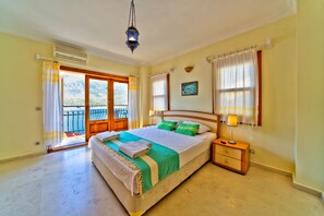 Villa | 5 Schlafzimmer, Bügeleisen/Bügelbrett, kostenloses WLAN, Bettwäsche