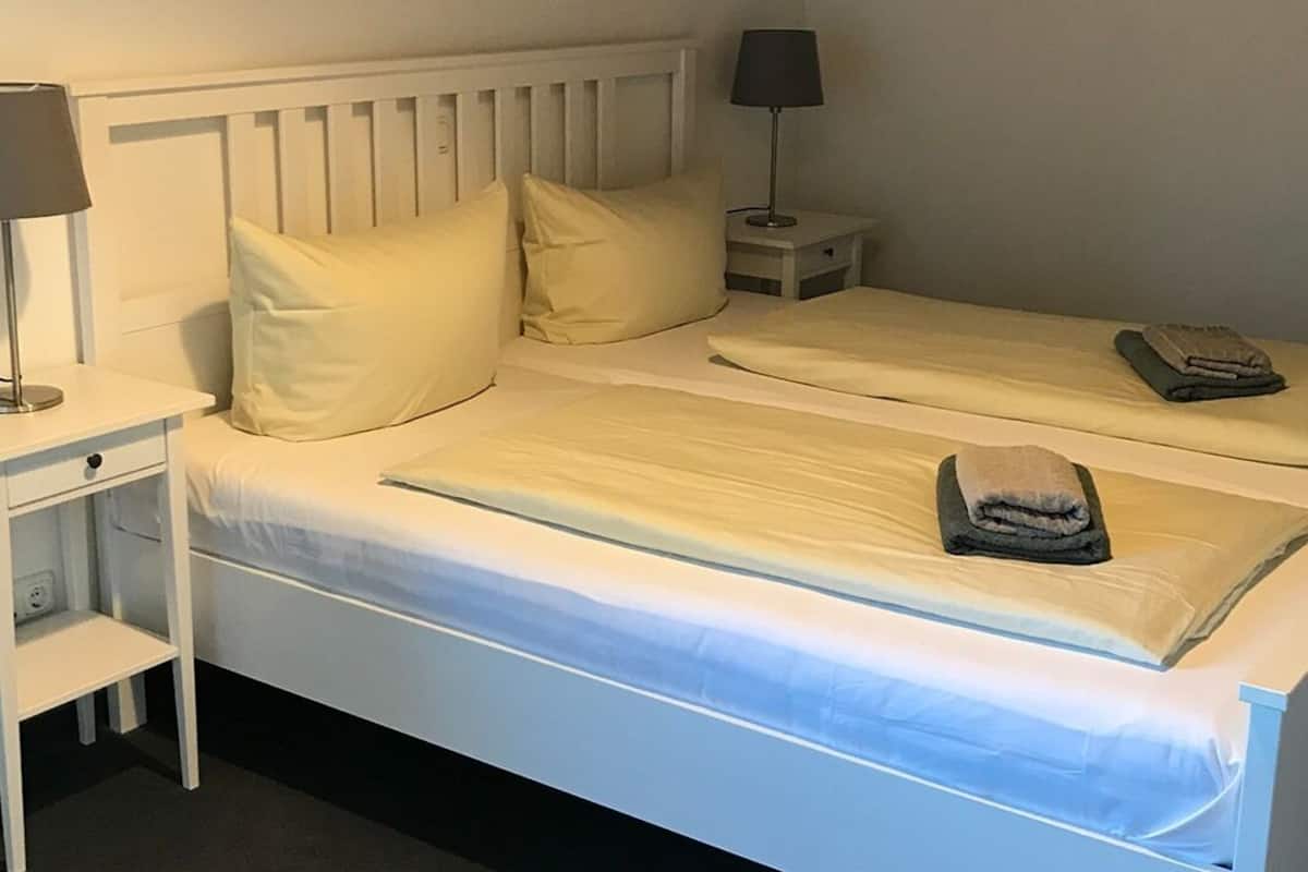 Classic Double Room, Ensuite