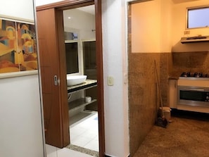 Apartment | Bathroom | Shower, towels