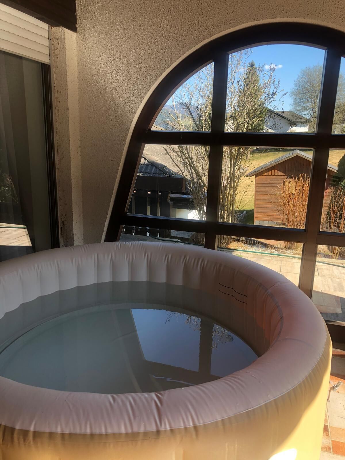 Private spa tub