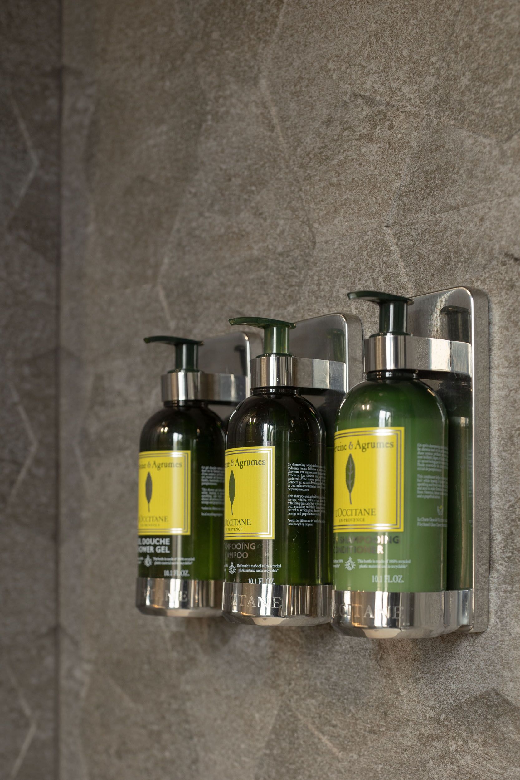 tayko junior suite | bathroom | free toiletries, hair dryer, towels