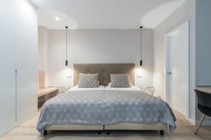 1 chambre, coffres-forts dans les chambres, bureau